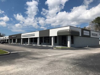 Plus de détails pour 12654-12734 Starkey Rd, Largo, FL - Bureau/Commerce de détail, Vente au détail à louer