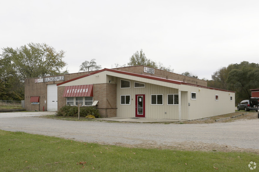 61005 Red Arrow Hwy, Hartford, MI à vendre - Photo principale - Image 1 de 1