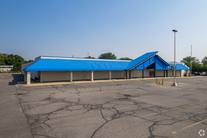 1325 E Eisenhower Blvd, Loveland, CO for lease - Building Photo - Image 3 of 6