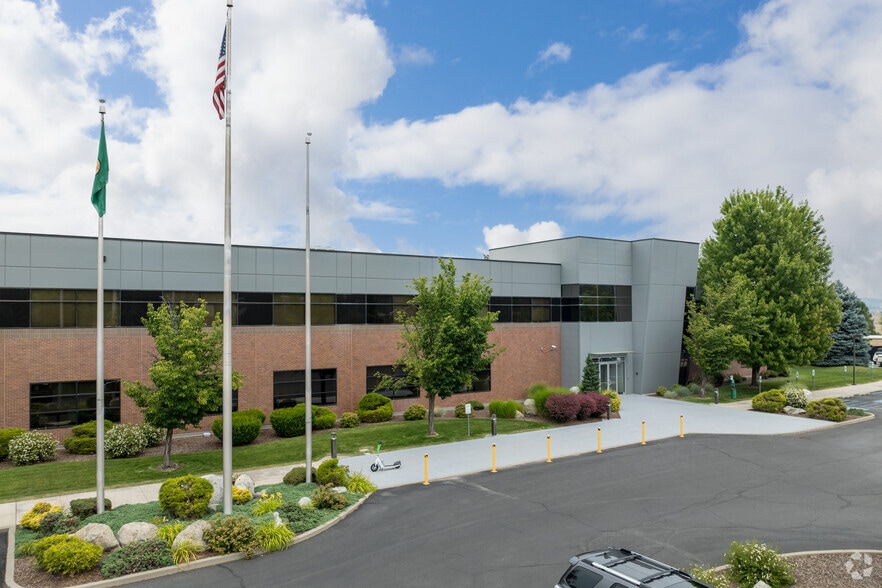 12825 E Mirabeau Pky, Spokane Valley, WA for lease - Building Photo - Image 1 of 20