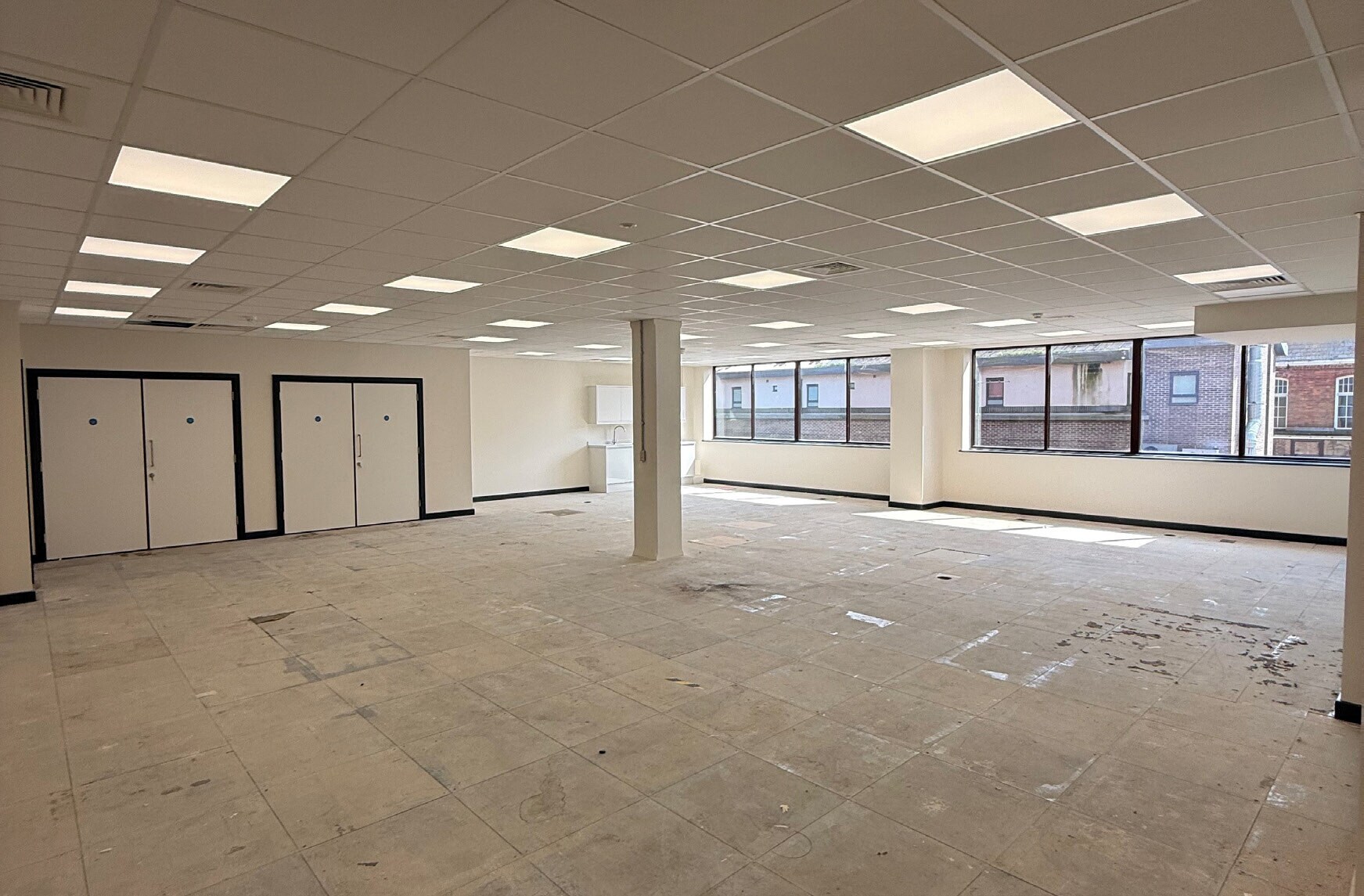 High St, Haverhill à louer Photo intérieure- Image 1 de 7