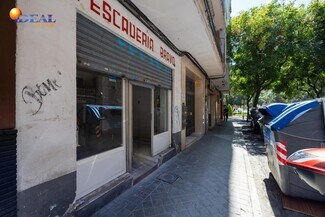 More details for Calle Doctor Pareja Yébenes, 10, Granada - Retail for Sale