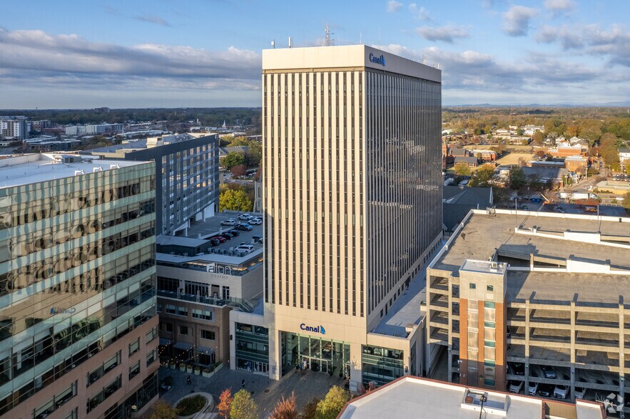 101 N Main St, Greenville, SC à louer - Aérien - Image 2 de 13