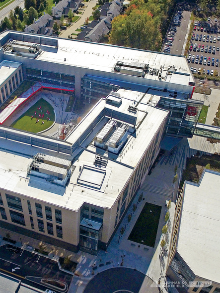 1 American Blvd, Westlake, OH à louer - Photo du bâtiment - Image 3 de 16