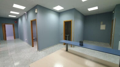 Bureau dans Fuenlabrada, Madrid à louer Photo intérieure- Image 2 de 4