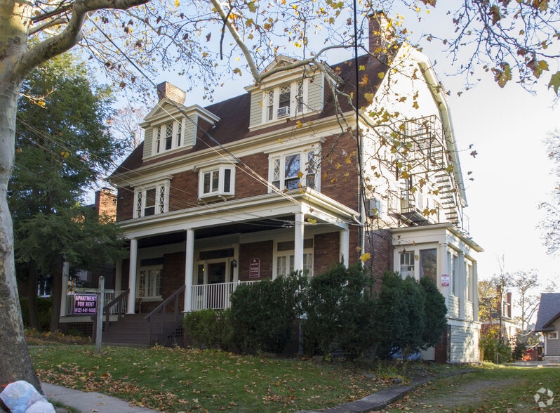 5816 Callowhill St, Pittsburgh, PA for sale - Primary Photo - Image 1 of 22