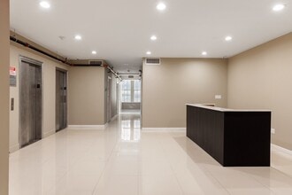 5 E 57th St, New York, NY for lease Interior Photo- Image 1 of 3