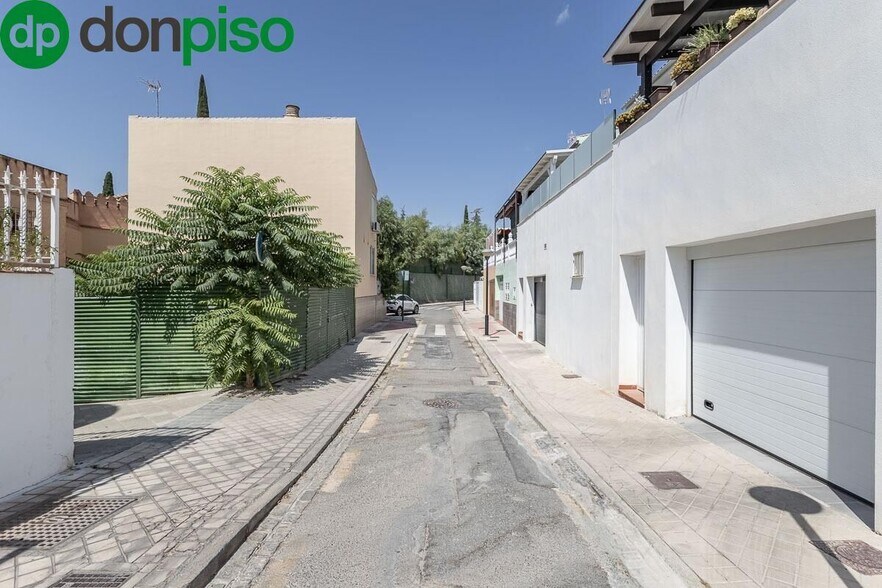 Pablo Neruda Lan, 1, Granada, Granada à vendre - Photo du bâtiment - Image 3 de 10