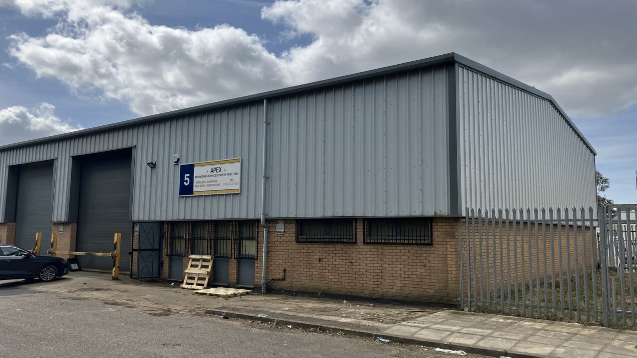 Lipton Clos, Bootle for lease Building Photo- Image 1 of 3