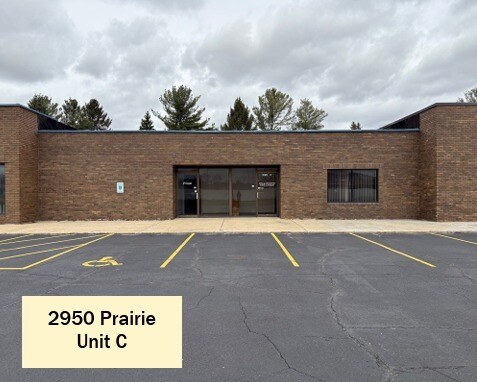 2950-2958 S Prairie Ave, Beloit, WI à louer - Photo du bâtiment - Image 2 de 3