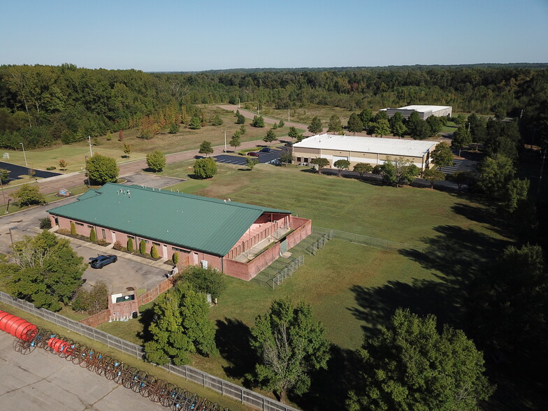 3210 Cypress Ridge Dr, Eads, TN for sale - Building Photo - Image 3 of 3