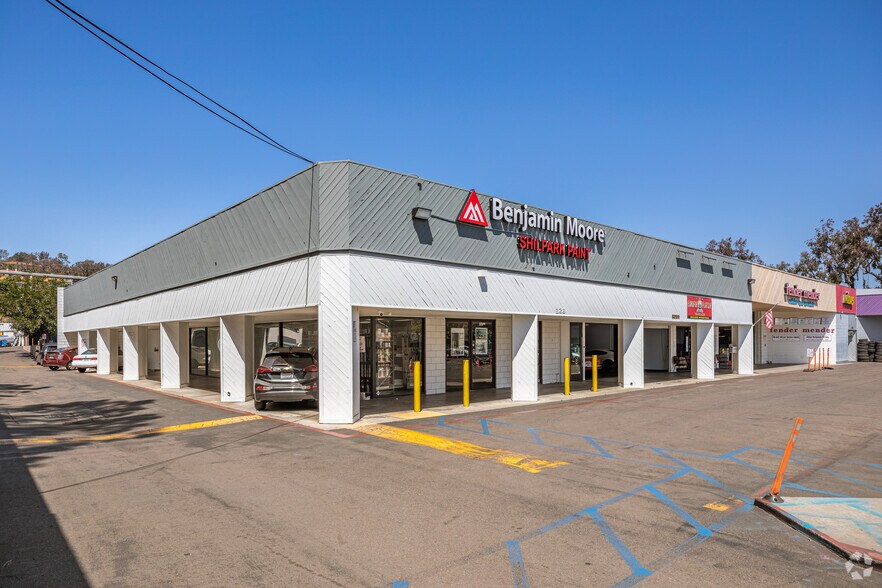 318-330 N El Camino Real, Encinitas, CA à louer - Photo du bâtiment - Image 1 de 3