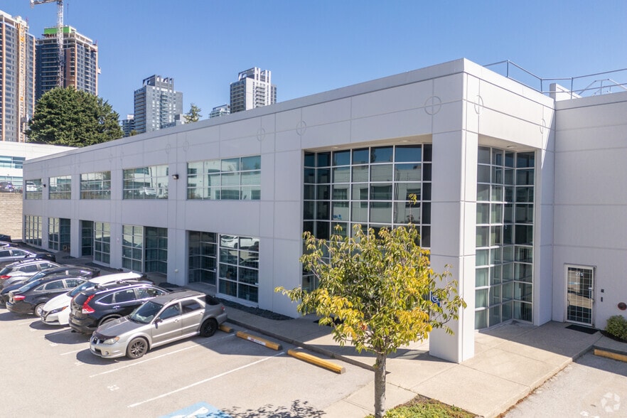 8755 Ash St, Vancouver, BC à louer - Photo principale - Image 2 de 18