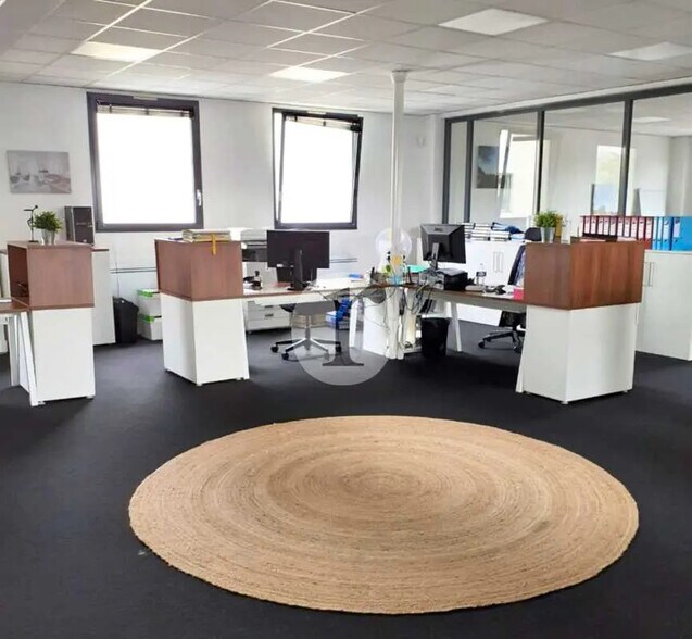 Bureau dans VILLENEUVE-D'ASCQ à louer - Photo intérieure - Image 2 de 6