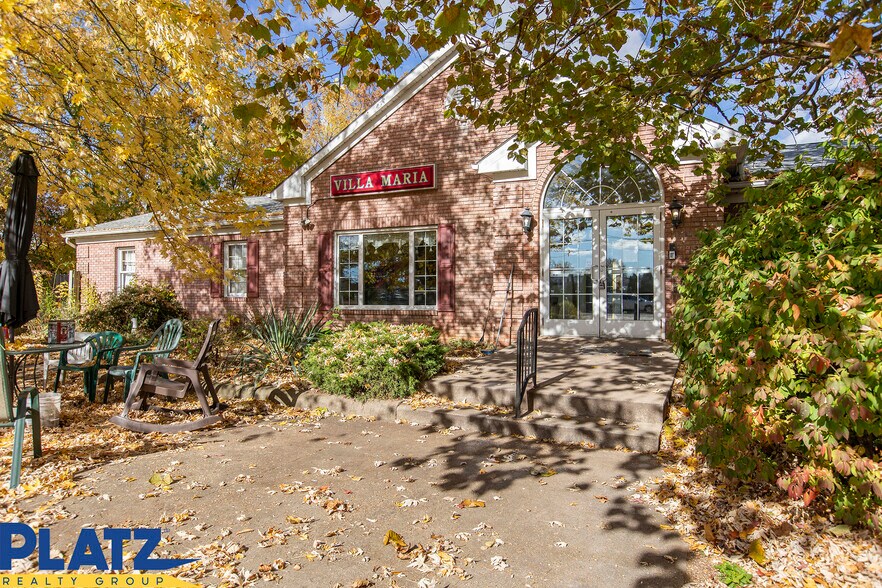 122 E College St, Alliance, OH à vendre - Photo du bâtiment - Image 1 de 10