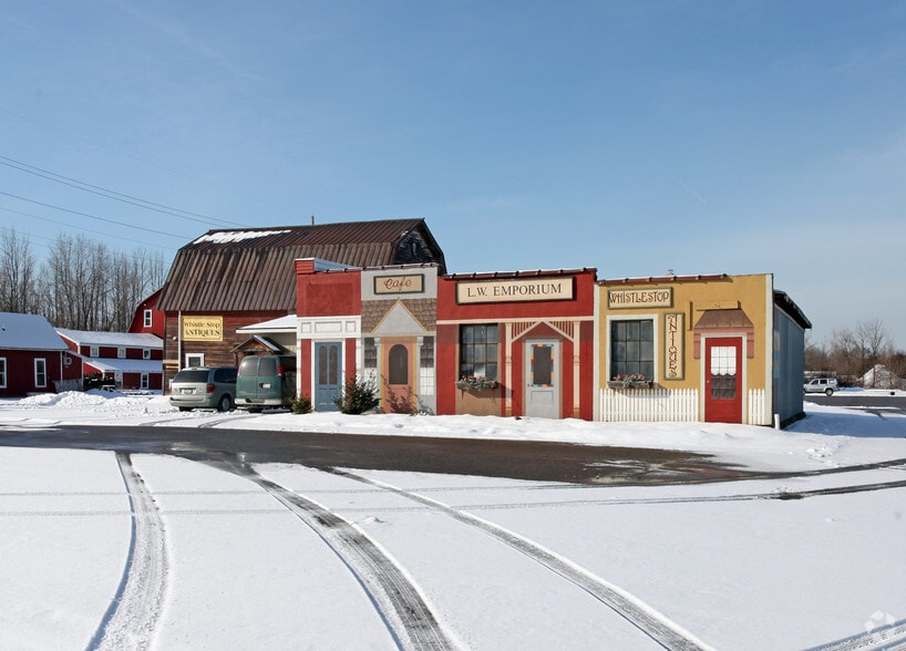 6355 Knickerbocker Rd, Ontario, NY for lease - Building Photo - Image 2 of 2