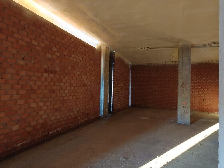 Retail in Córdoba for lease - Interior Photo - Image 3 of 14