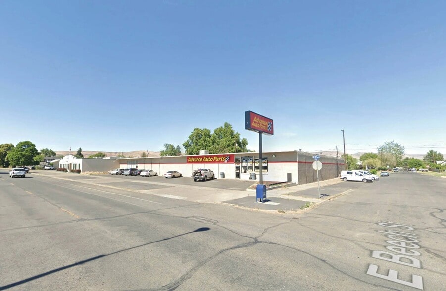 511 S 3rd St, Yakima, WA for lease - Building Photo - Image 2 of 4