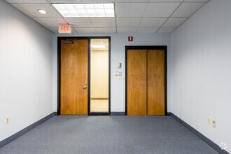 28 W Grand Ave, Montvale, NJ for lease Interior Photo- Image 1 of 6