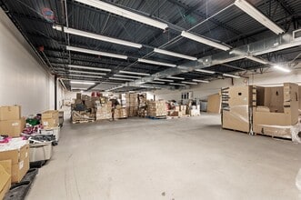 5630 Saint Croix Trl, North Branch, MN for sale Interior Photo- Image 1 of 8