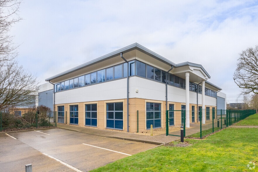 Cosford Ln, Rugby for lease - Building Photo - Image 2 of 18