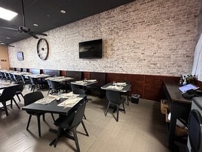 2505 Anthem Village Dr, Henderson, NV for lease Building Photo- Image 2 of 9