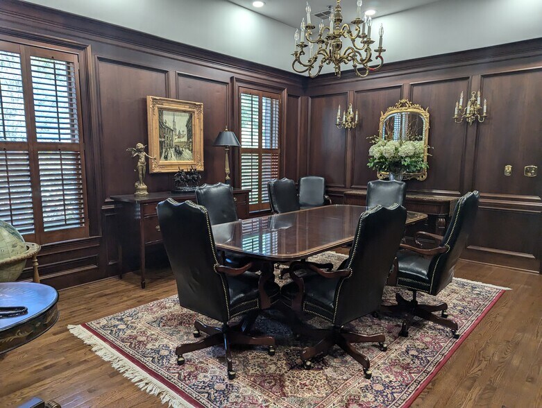 1560 Warsaw Rd, Roswell, GA à louer - Photo intérieure - Image 2 de 9