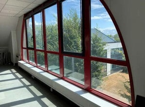 1 Rue De Terre Neuve, Les Ulis for lease Building Photo- Image 2 of 4