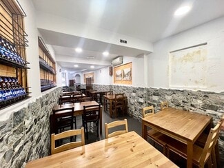 Plus de détails pour Multi-résidentiel à vendre