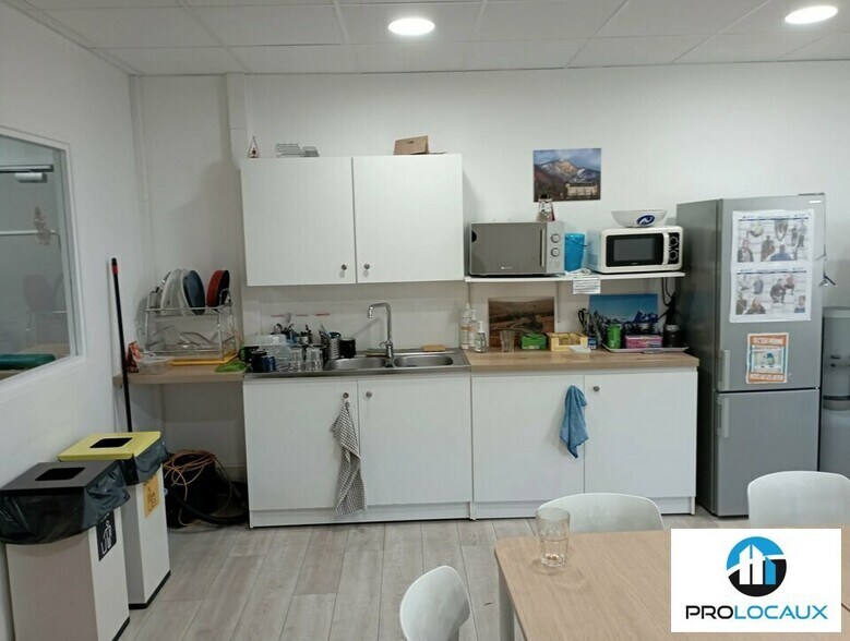 Bureau dans Grenoble à louer - Photo intérieure - Image 3 de 13