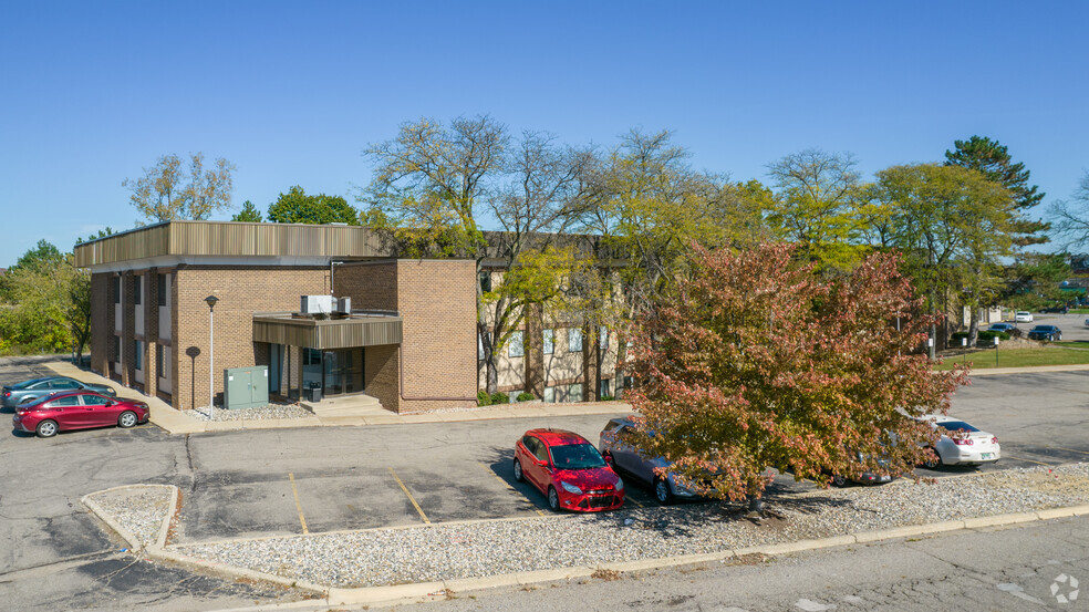 1000 Long Blvd, Lansing, MI à vendre - Photo principale - Image 1 de 1