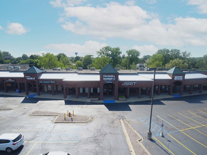 1350-1500 S Lapeer Rd, Oxford, MI for lease - Building Photo - Image 2 of 21