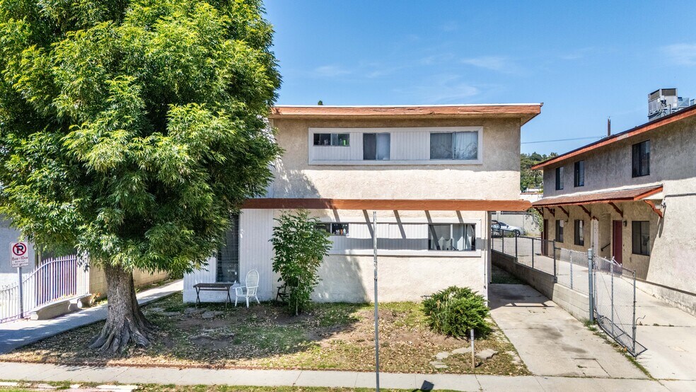 5213 Meridian St, Los Angeles, CA à vendre - Photo du bâtiment - Image 2 de 15
