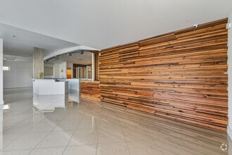 5633 Southwest Fwy, Houston, TX à louer Photo intérieure- Image 2 de 15