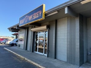 2170-2188 W 6th Ave, Eugene, OR for lease Building Photo- Image 2 of 4