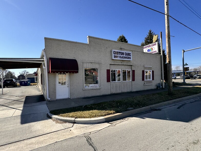 320 W Williams St, Danville, IL for sale - Building Photo - Image 1 of 13