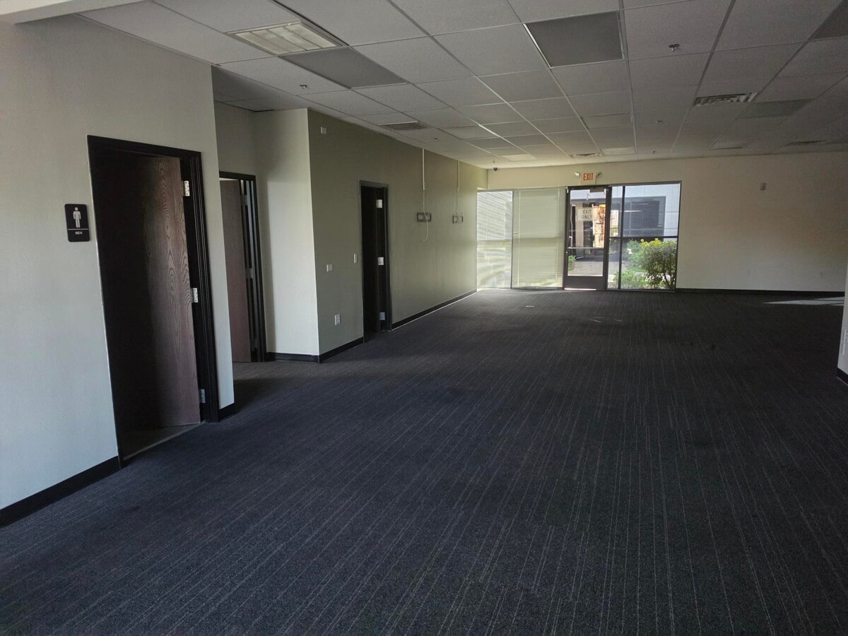 5920 S Rainbow Blvd, Las Vegas, NV 89118 - Unit 1 & 2 - - Interior Photo - Image 2 of 7