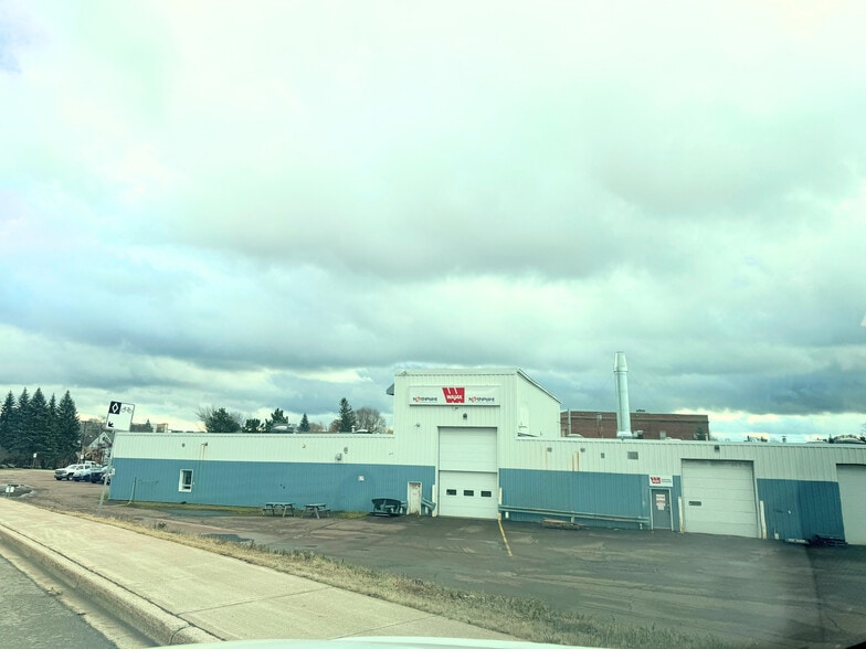 80 Enterprise St, Moncton, NB for sale - Primary Photo - Image 2 of 4