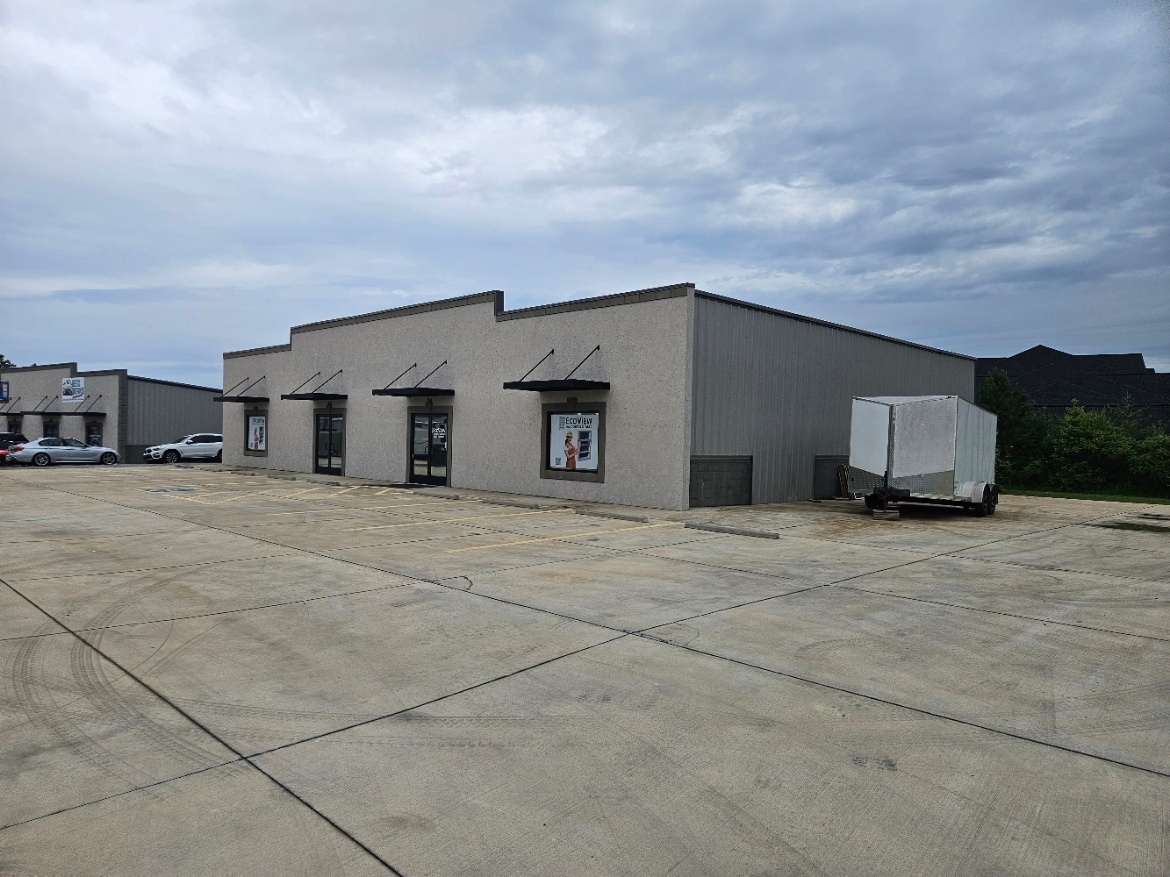 714 William Blount Dr, Maryville, TN for lease Building Photo- Image 1 of 8