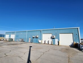 5627-5629 S 107th East Ave, Tulsa, OK for lease Building Photo- Image 2 of 4