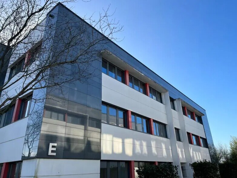275 Boulevard Marcel Paul, Saint-Herblain à louer - Photo du bâtiment - Image 1 de 7