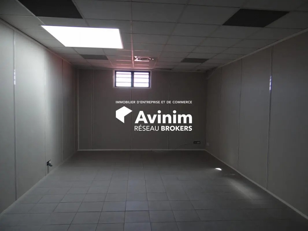 Office in Baillargues for lease Interior Photo- Image 1 of 18