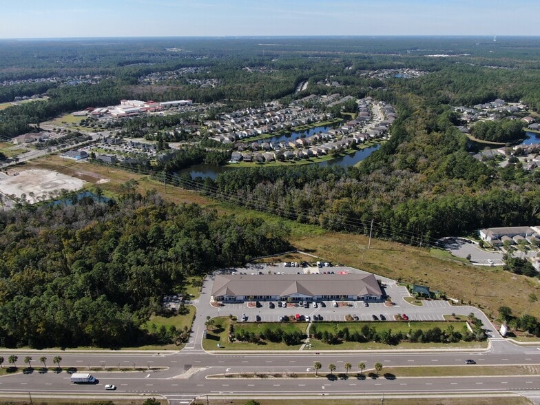 2050 St Johns Pky, Saint Johns, FL for lease - Building Photo - Image 3 of 16