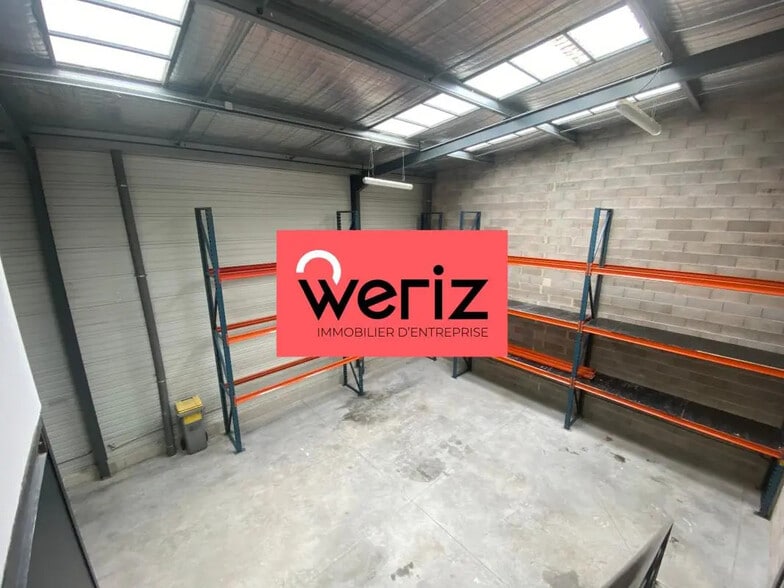 Industrial in Marseille for lease - Interior Photo - Image 2 of 4
