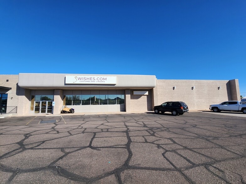 3216 E Cactus Rd, Phoenix, AZ for sale - Building Photo - Image 2 of 32