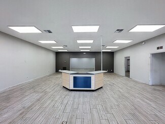 Plus de détails pour 2418 Highway 44 W, Inverness, FL - Commerce de détail à louer