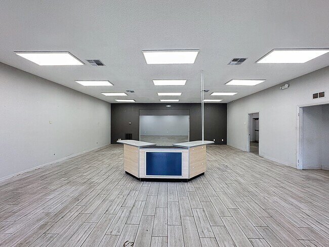 More details for 2418 Highway 44 W, Inverness, FL - Retail for Lease