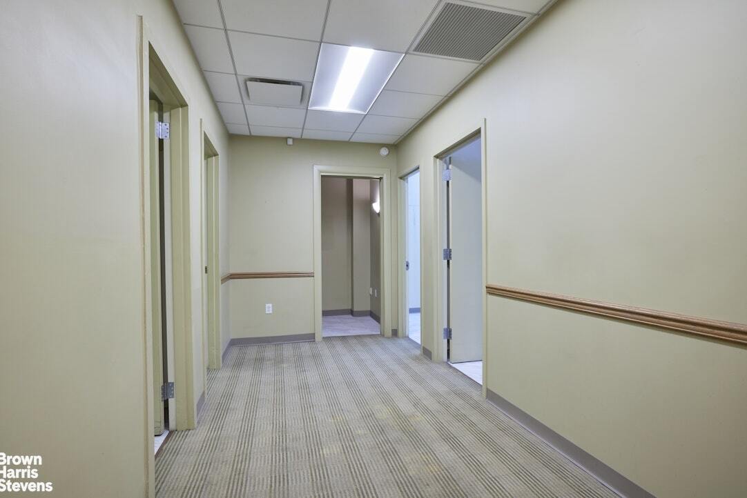 1115 Fifth Ave, New York, NY à louer Photo intérieure- Image 1 de 8