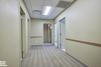 1115 Fifth Ave, New York, NY à louer Photo intérieure- Image 1 de 8