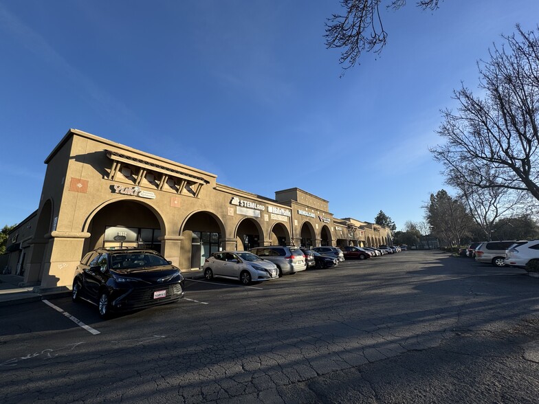 1916-2000 Driscoll Rd, Fremont, CA à louer - Photo du bâtiment - Image 2 de 2